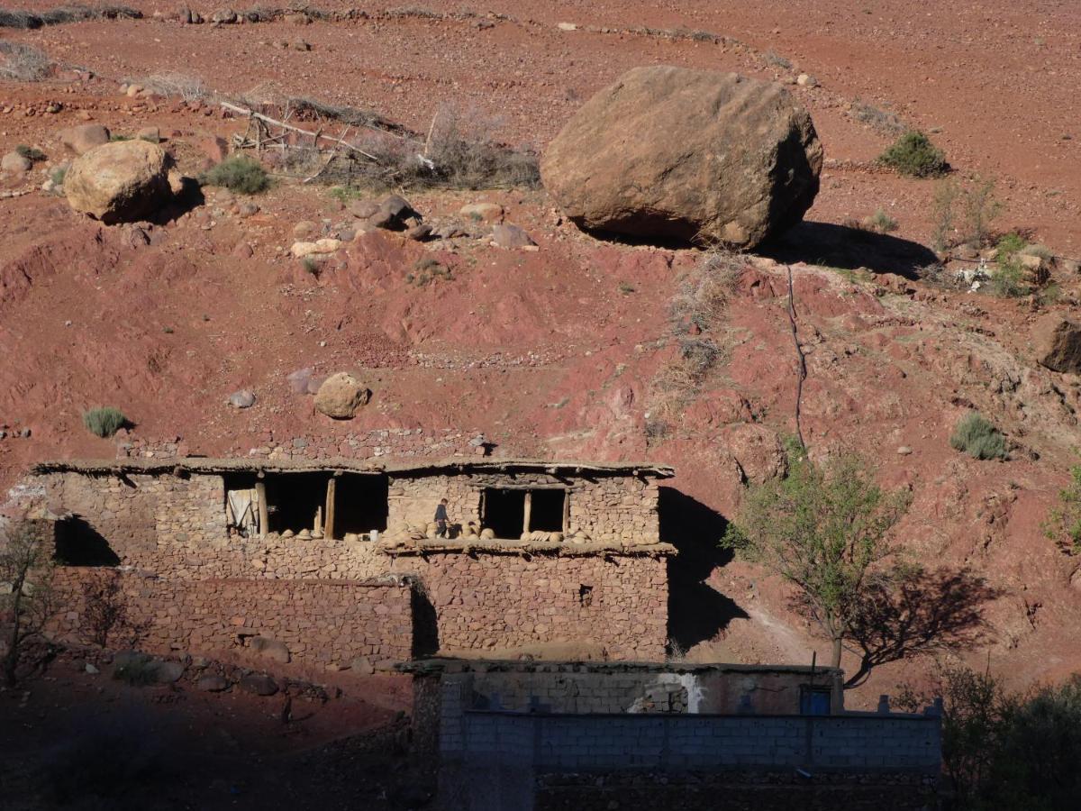 Auberge Tigmmi N'Tamazirte Ijjoukak Exteriér fotografie