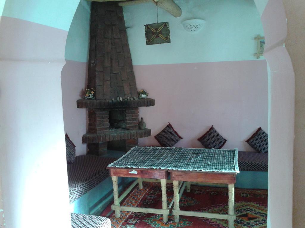 Auberge Tigmmi N'Tamazirte Ijjoukak Exteriér fotografie